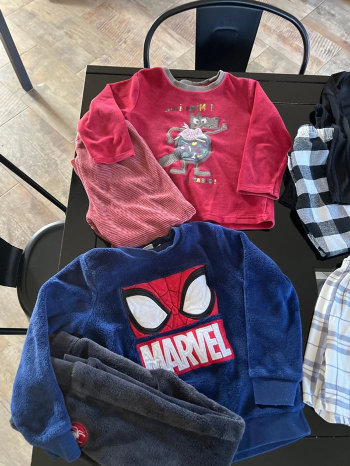 Lot pyjama - photo numéro 2