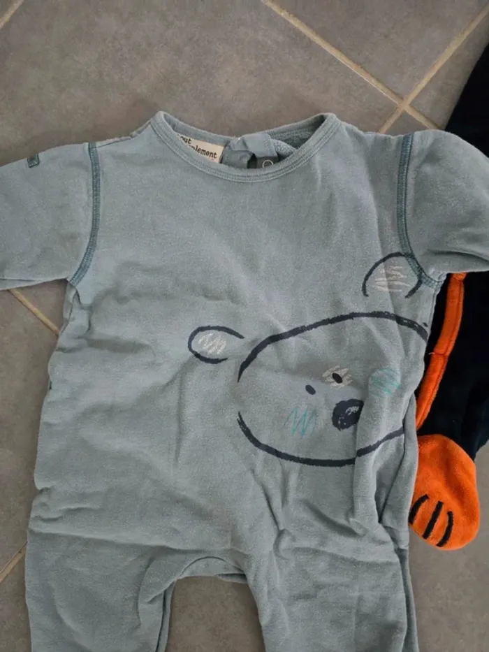 Lot de 3 pyjamas 9 mois - photo numéro 4
