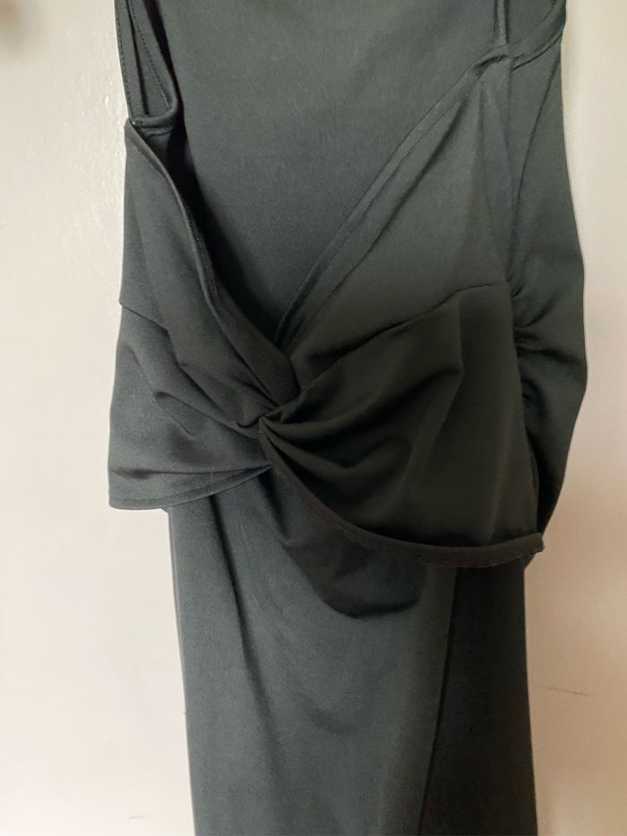 Robe noire - photo numéro 3