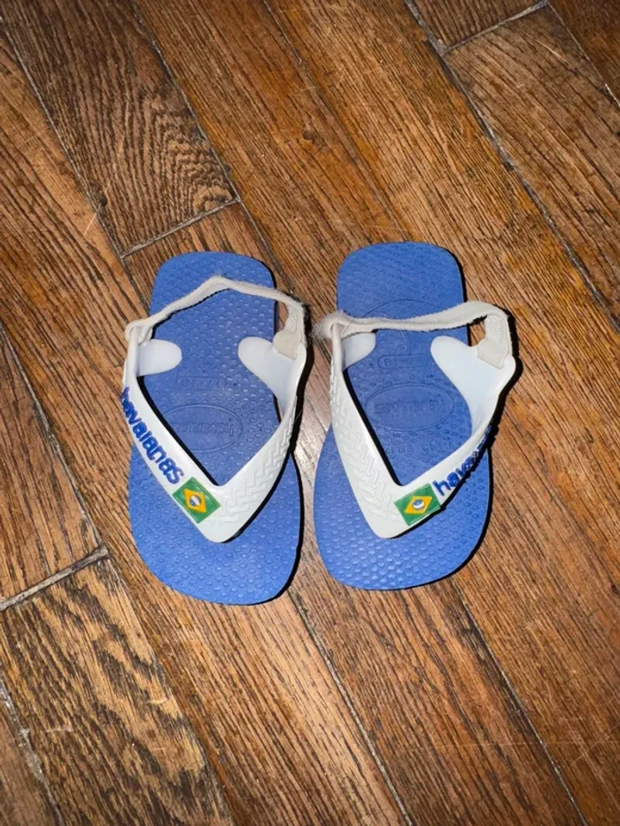 Tongs Havaianas taille 17-18