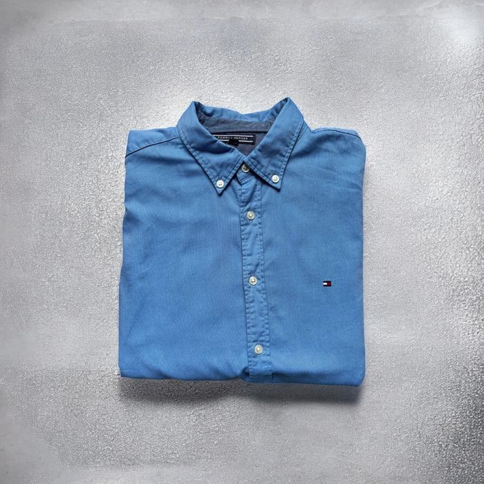 Chemise Tommy Hilfiger bleue clair taille M