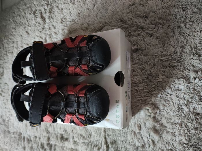 Sandales Geox Geoseille pointure 30 - photo numéro 2