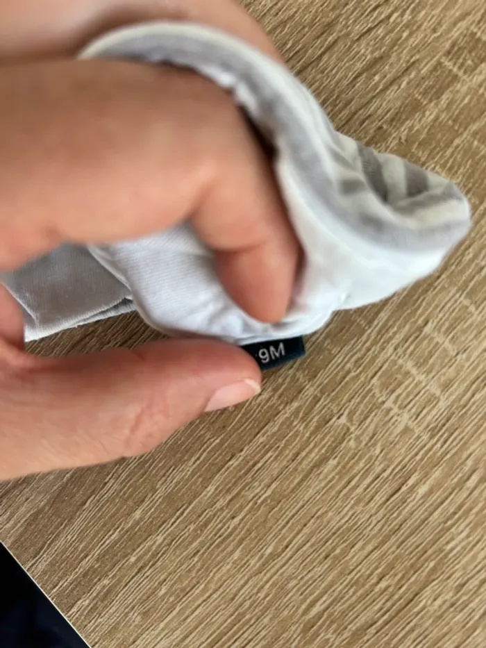Petit bonnet taille 9 mois - photo numéro 3