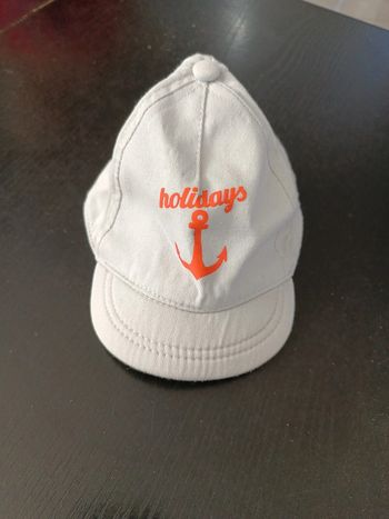 Casquette taille 45 cms