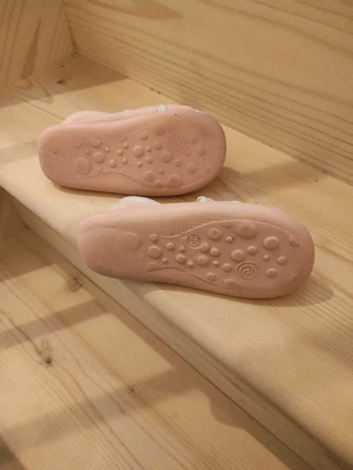 Chaussons fille 23 - photo numéro 5