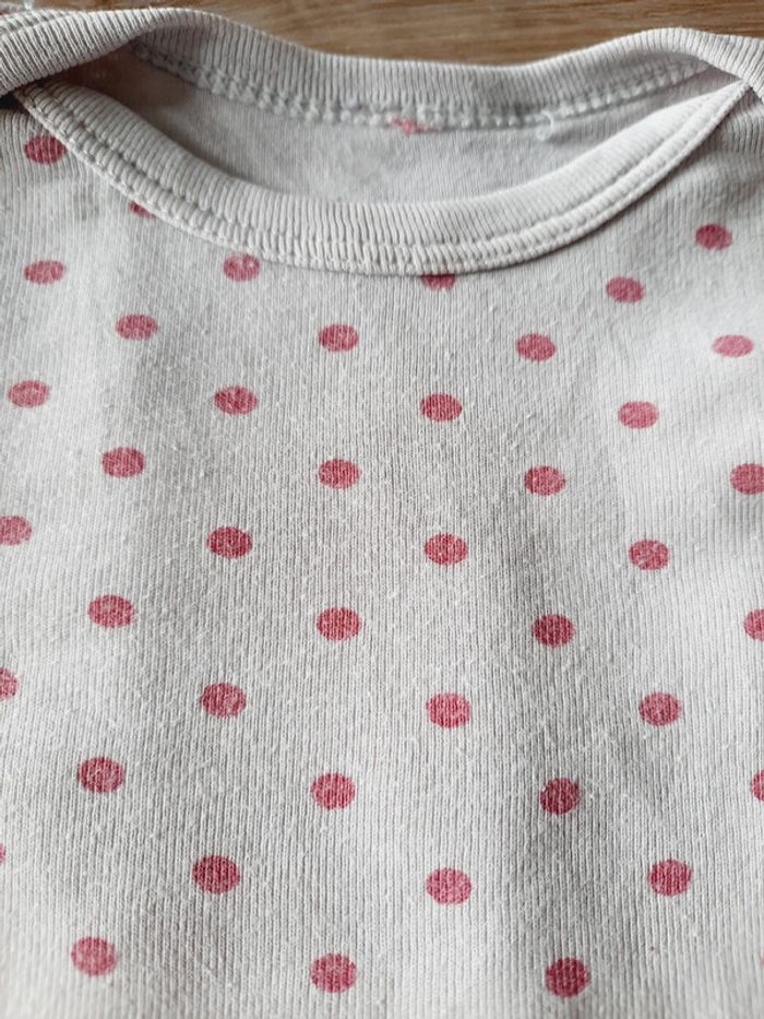 Lot 2 bodys - photo numéro 2