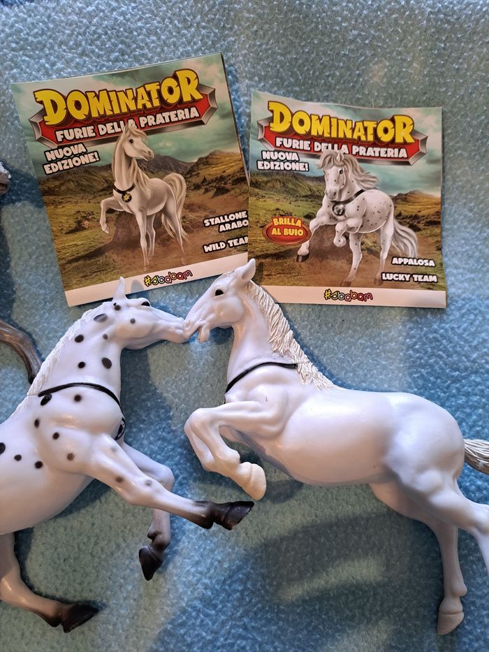 Figurines chevaux dominator - photo numéro 3