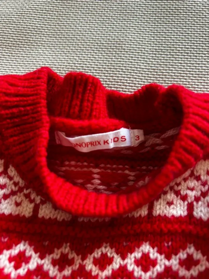 Pull neuf rouge et blanc - photo numéro 2