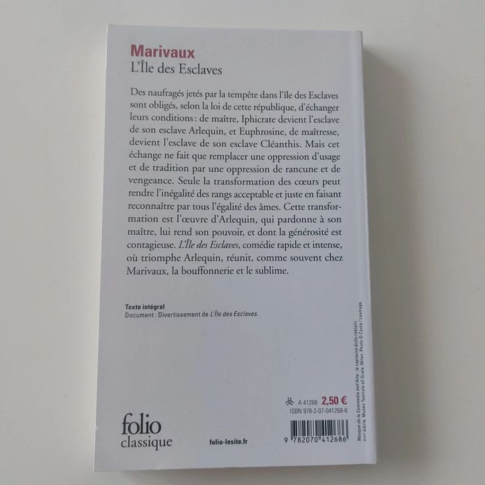 Livre - L'Île des esclaves - photo numéro 2