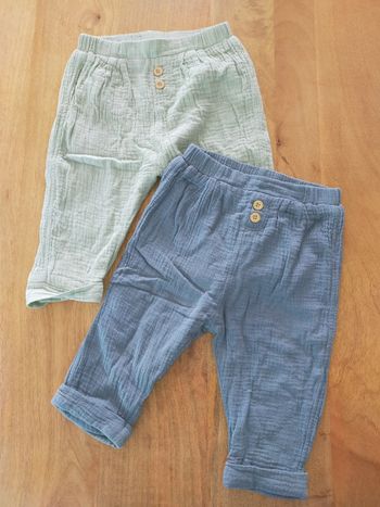 Lot de deux pantalons légers 18 mois