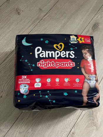 Lot 2 paquets Pampers Night taille 6