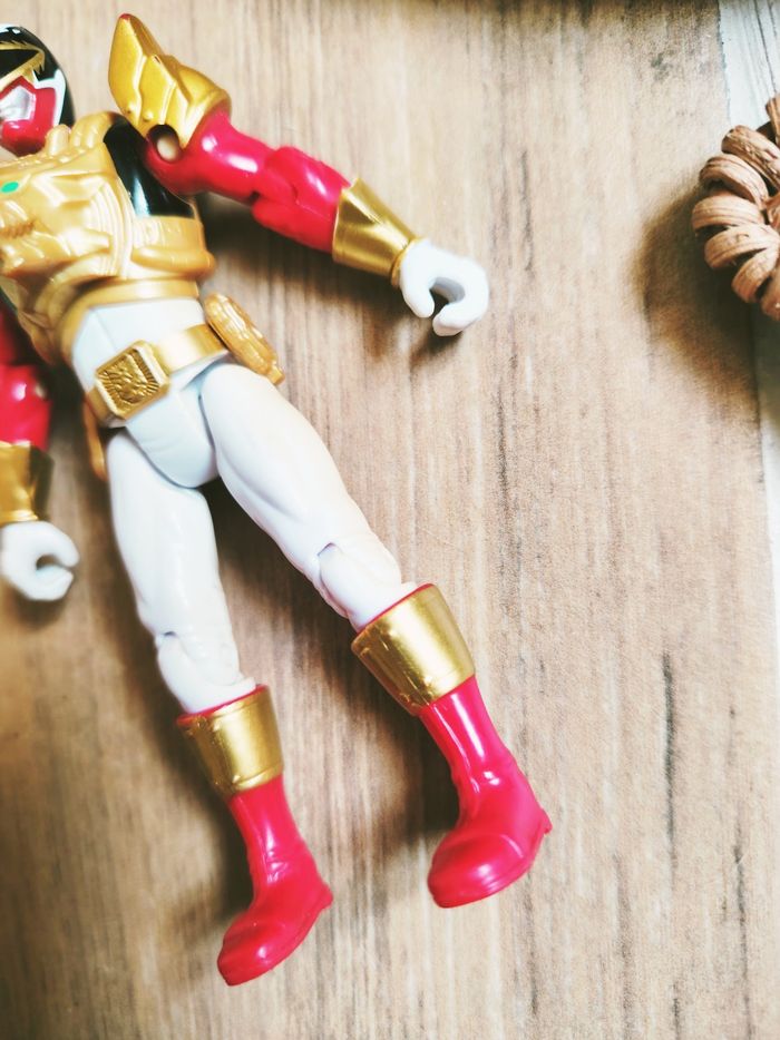 🙅 Power rangers megaforce ultra red figurine du ranger rouge marque bandai - photo numéro 5