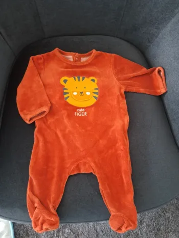 Grenouillère pyjama tigre 🐯
