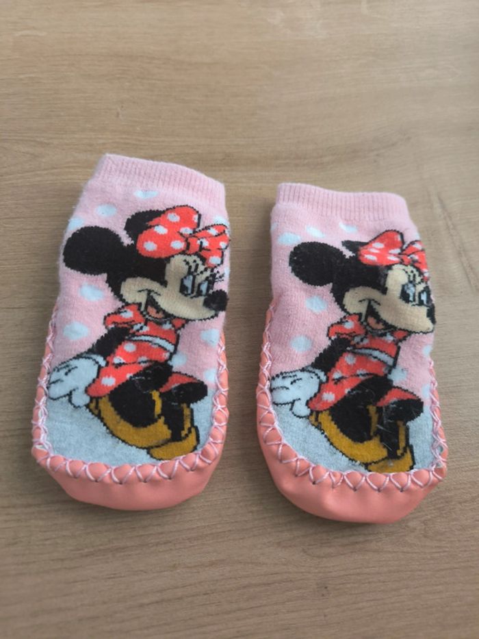 Chaussons Minnie 19/22 - photo numéro 3