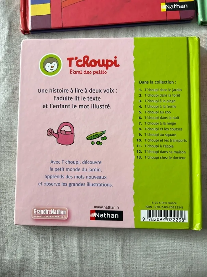 Tchoupi dans le jardin - photo numéro 2