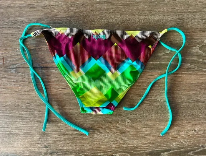 💕 bas de maillot de bain à motif multicolore taille 26 S #ripcurl - photo numéro 2