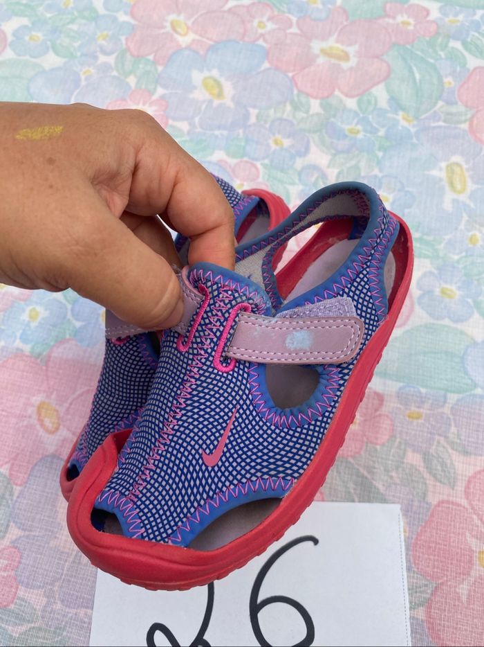 Paire de sandale barefoot nu pied nike 26 - photo numéro 4