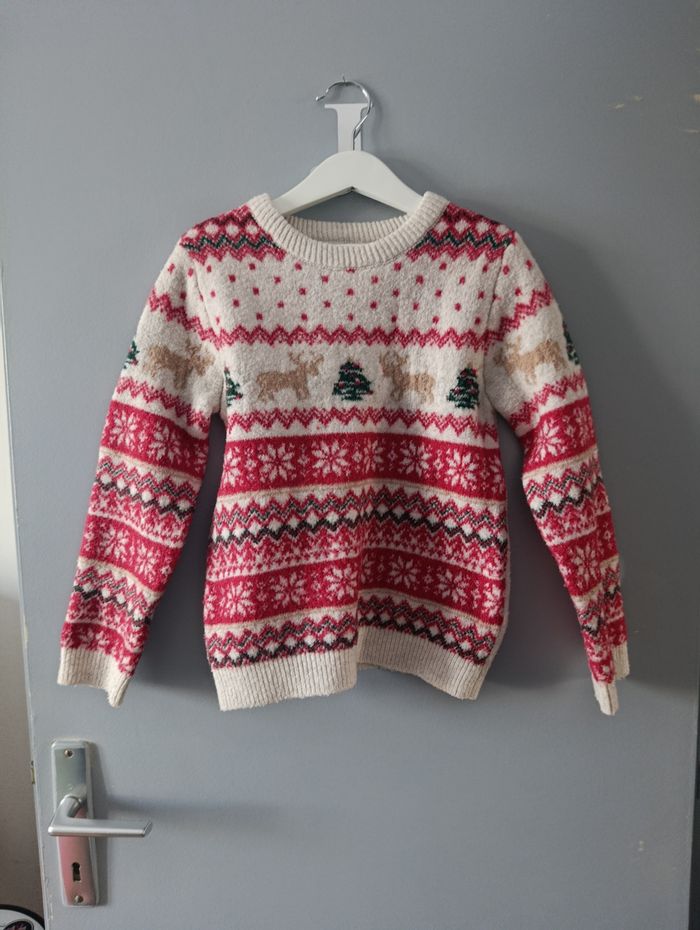 Pull de Noël enfant – Primark – 7/8 ans - photo numéro 2
