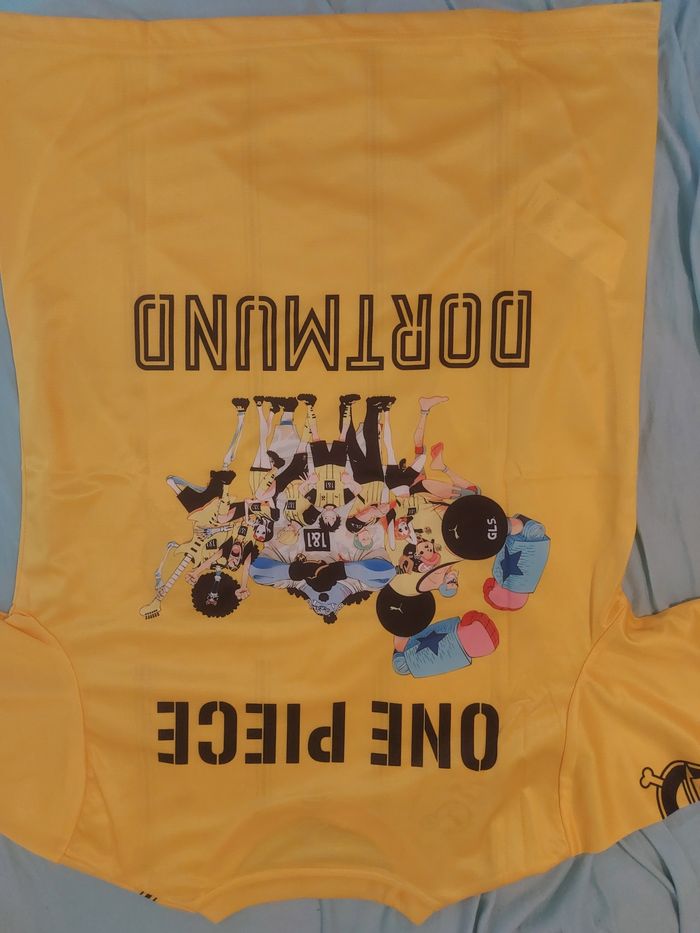 Maillot Borussia Dortmund x One piece taille M neuf - photo numéro 2