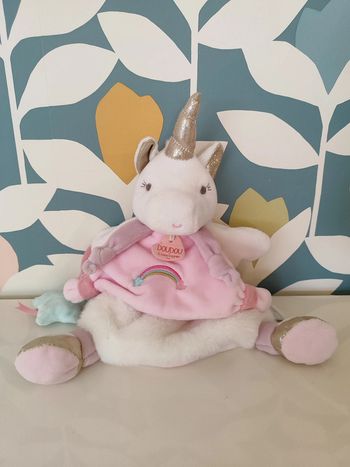 Doudou licorne marionnette doudou et compagnie