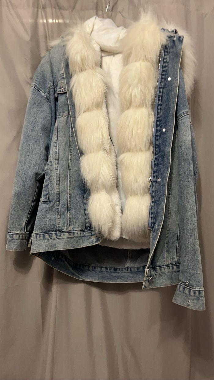 Veste en cuir et jean