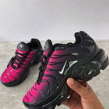 Nike tn enfant noir rose 35