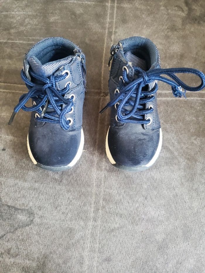 Chaussure montante