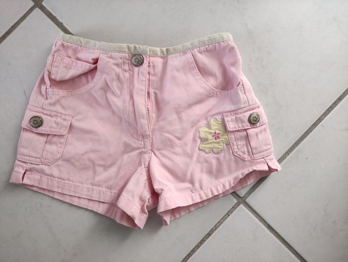 Short fille rose fleur jaune kiabi 18 mois