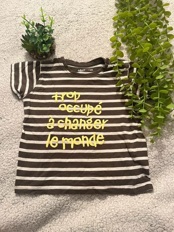 Très beau tee shirt à courte manche petit garçon