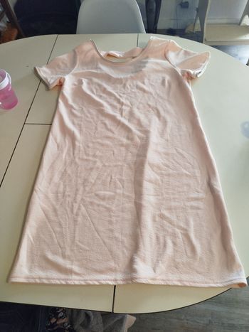 Robe D'été Fluide Rose Poudré Ligne à Suivre - Taille 40 - NEUVE AVEC ÉTIQUETTE

