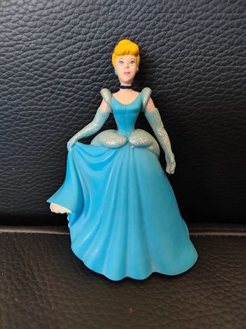Figurine cendrillon