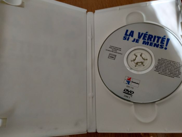 DVD la vérité - photo numéro 3