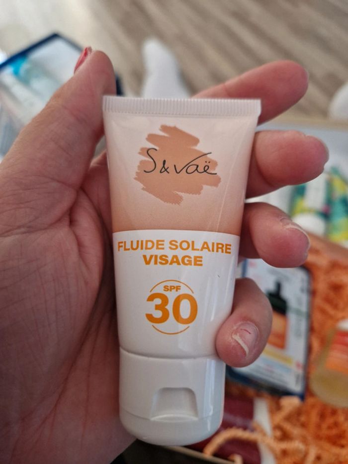 Fluide solaire visage spf 30 s&vae
