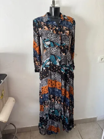 Robe longue, 766