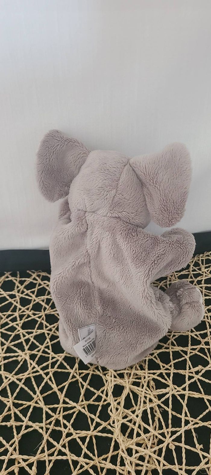 DOUDOU MARIONNETTE HISTOIRE D'OURS ELEPHANT GRIS BLANC POCHE SUR LE VENTRE - photo numéro 4