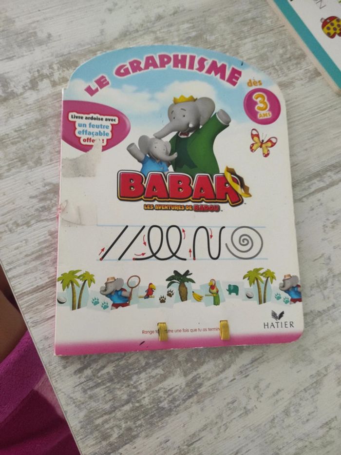 Livre graphisme Babar. Les aventures de badou
