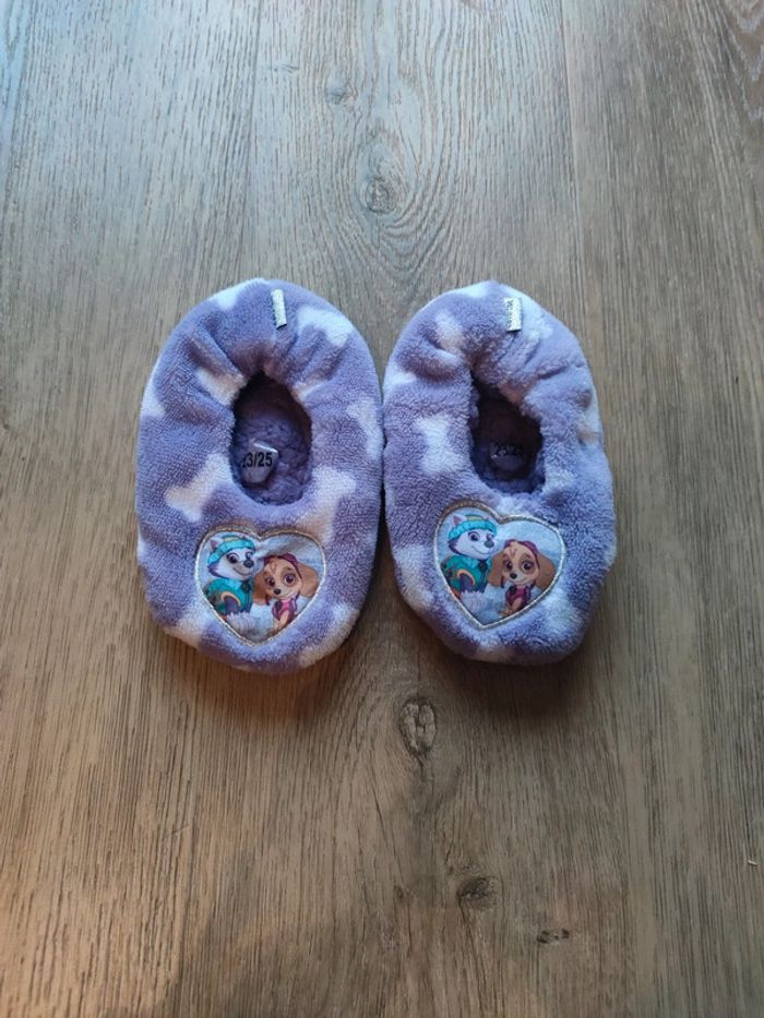 Chaussons fille 23/25 fille
