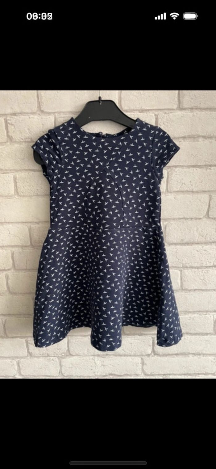 Robe Tissaia taille 4 ans