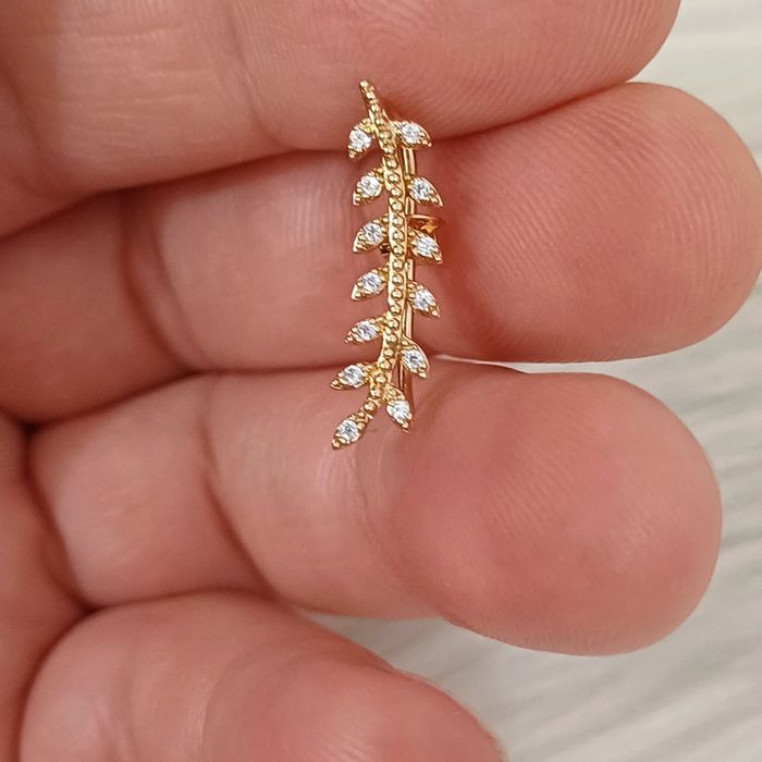 Boucle d'oreille individuelle en plaqué or