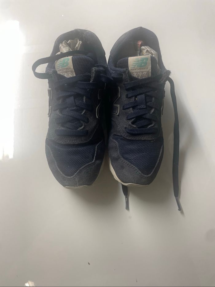 New balance 373