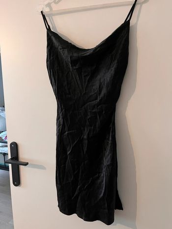 Robe satinée