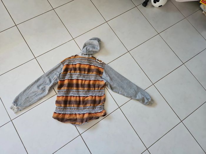 Chemise boutonnée à capuche taille M u47 - photo numéro 9