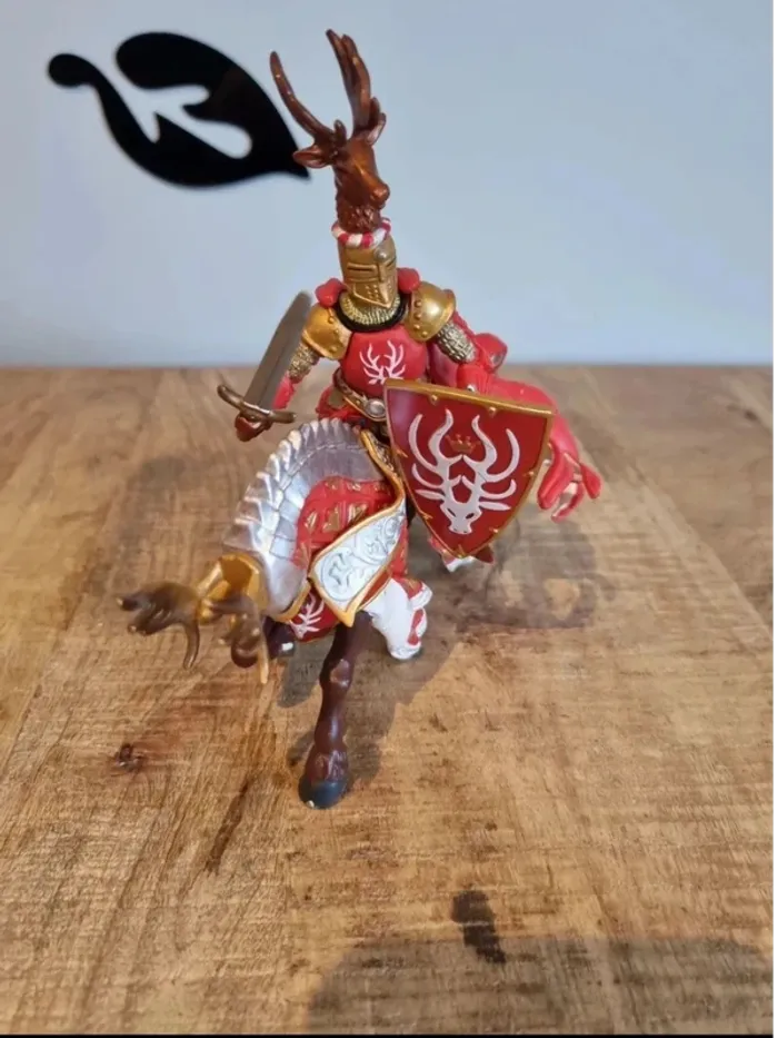 Figurine chevalier et cheval papomaitre des armes cimier cerf - photo numéro 2