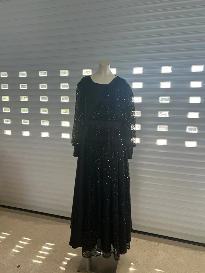 Robe de cérémonie