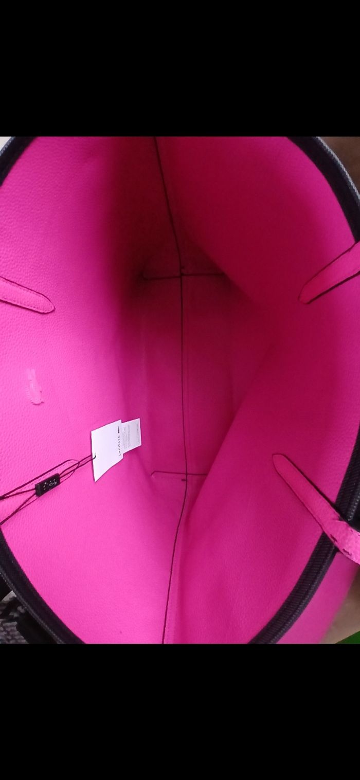 Sac a main noir et fuchsia réversible lacoste - photo numéro 2