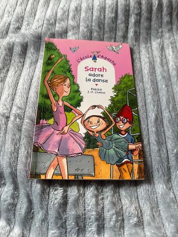 Livre adore la danse