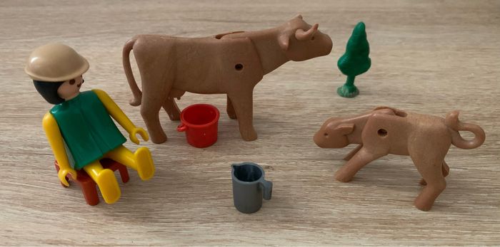 Vache et veau playmobil vintage - photo numéro 2