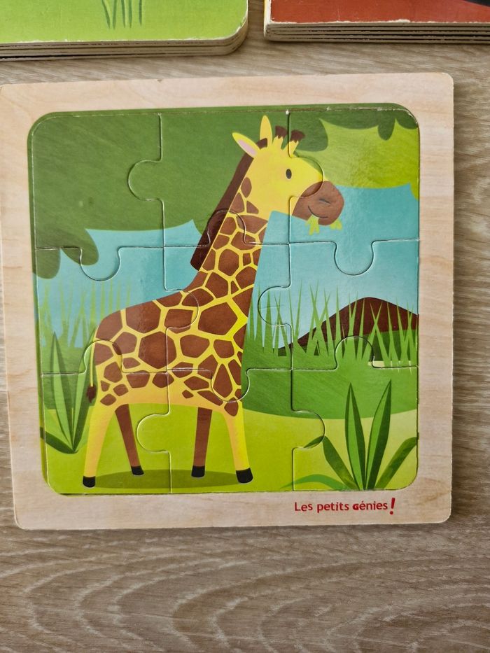 Lot de 4 livres à toucher et puzzle en bois pour bébé 12/24 mois - photo numéro 2