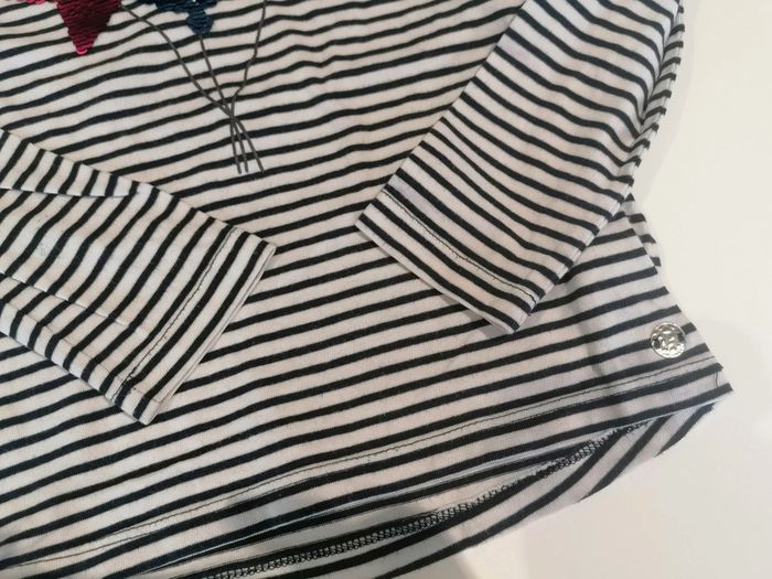 Haut manches longues T 116/122 👧🏻 - photo numéro 2