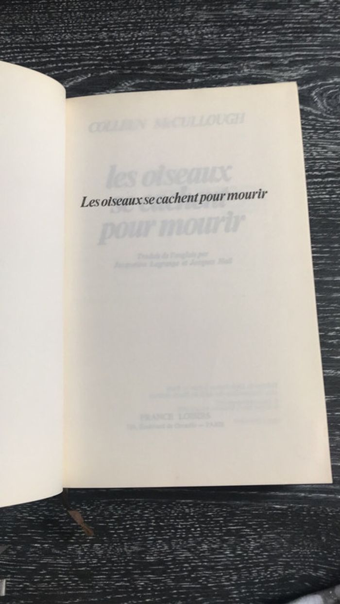 Les oiseaux se cachent pour mourrir - photo numéro 2